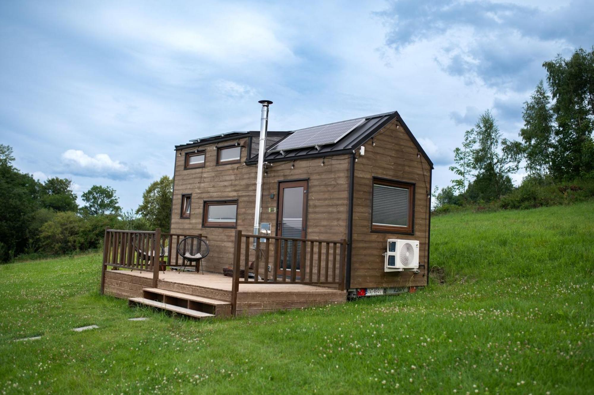Aurora Green Hill Podobin Екстериор снимка