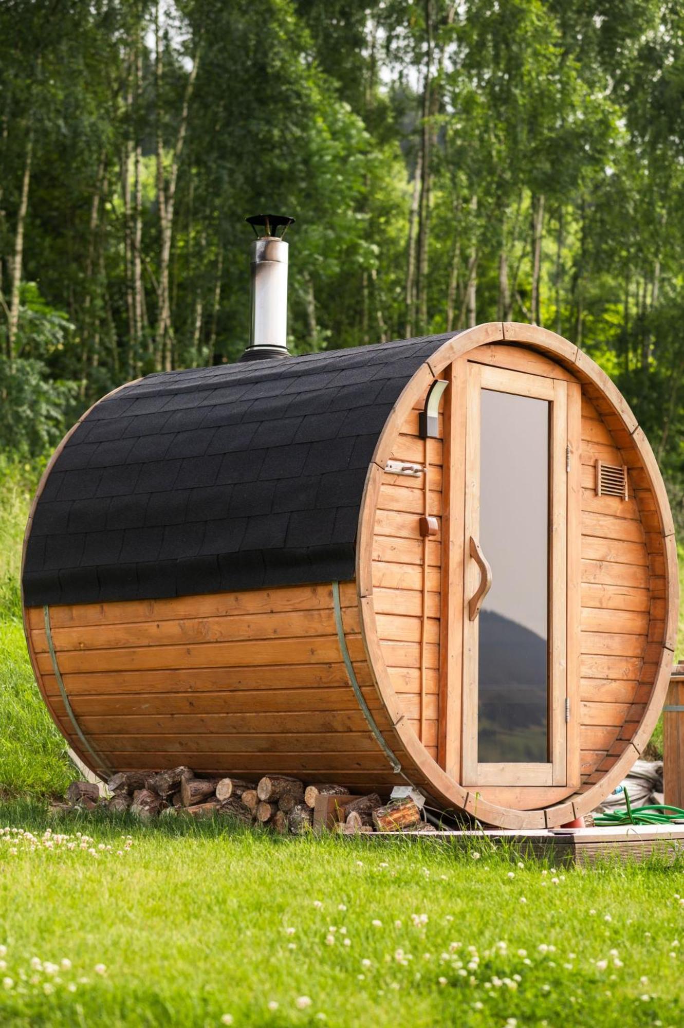 Aurora Green Hill Podobin Екстериор снимка